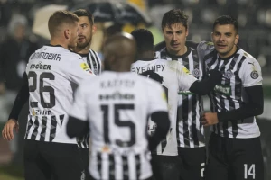 Partizan "prespavao" prvo poluvreme, pa "razbio fenjeraša" na startu drugog